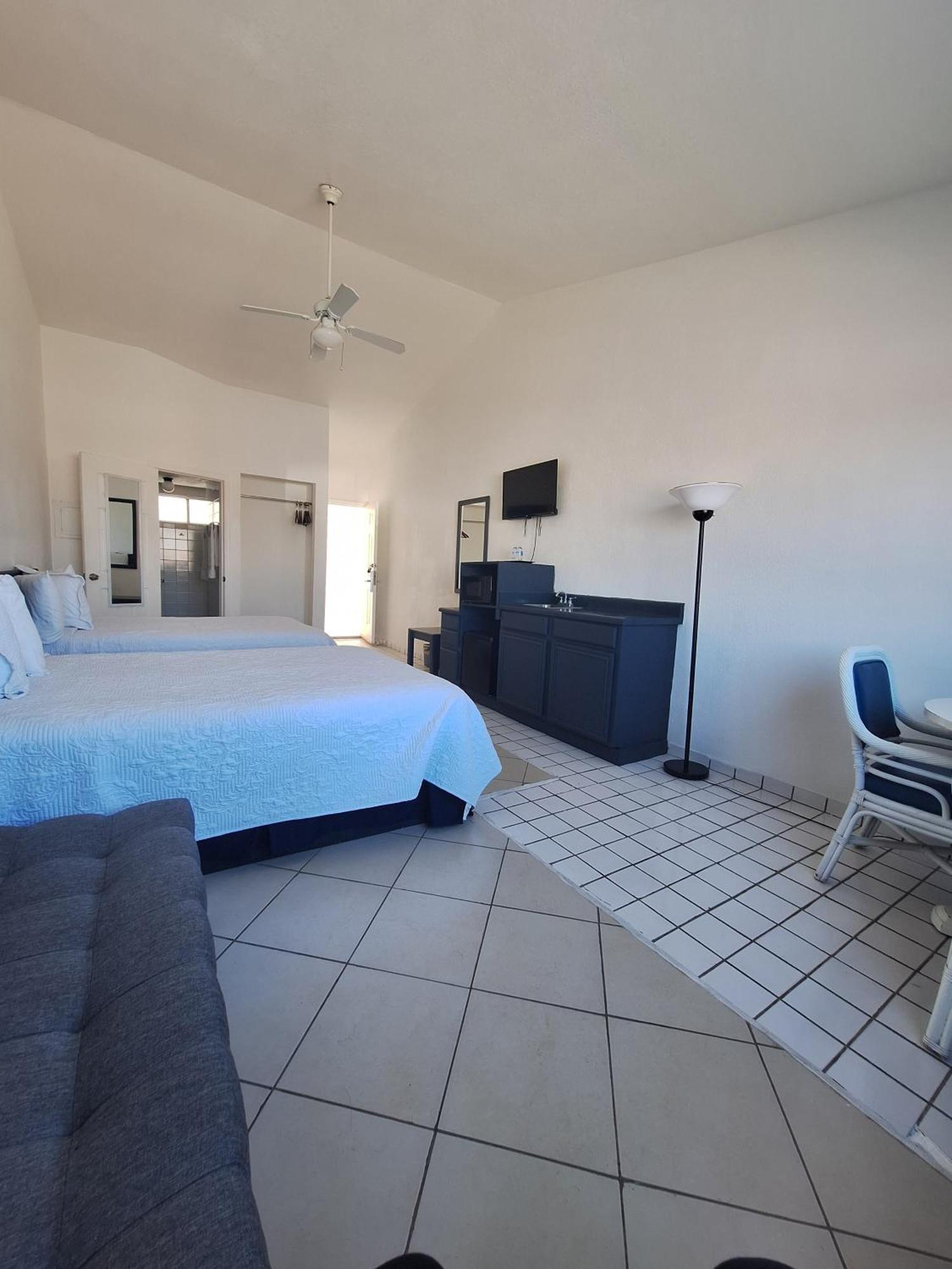 Playa Inn Rocky Point エクステリア 写真