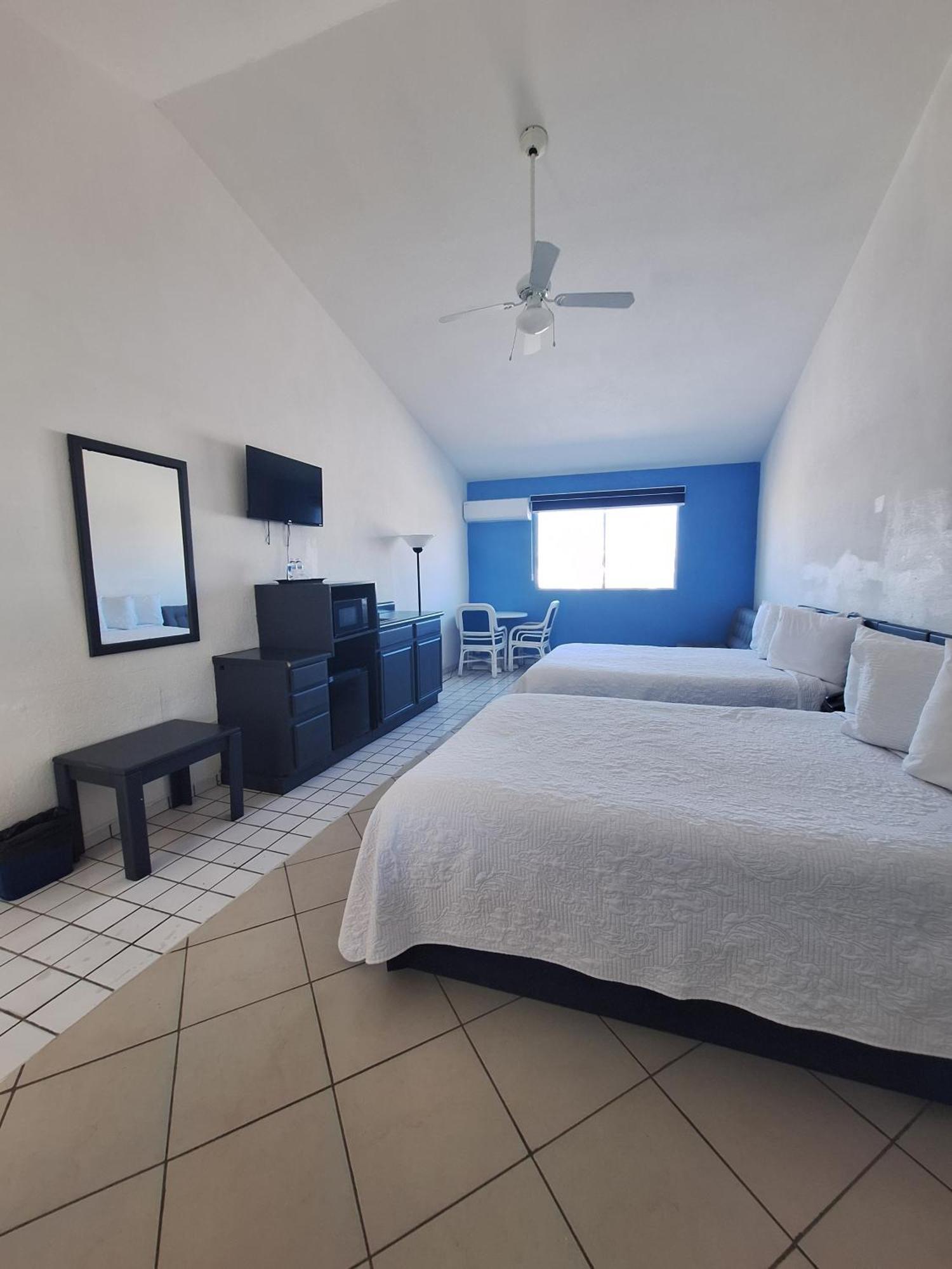 Playa Inn Rocky Point エクステリア 写真